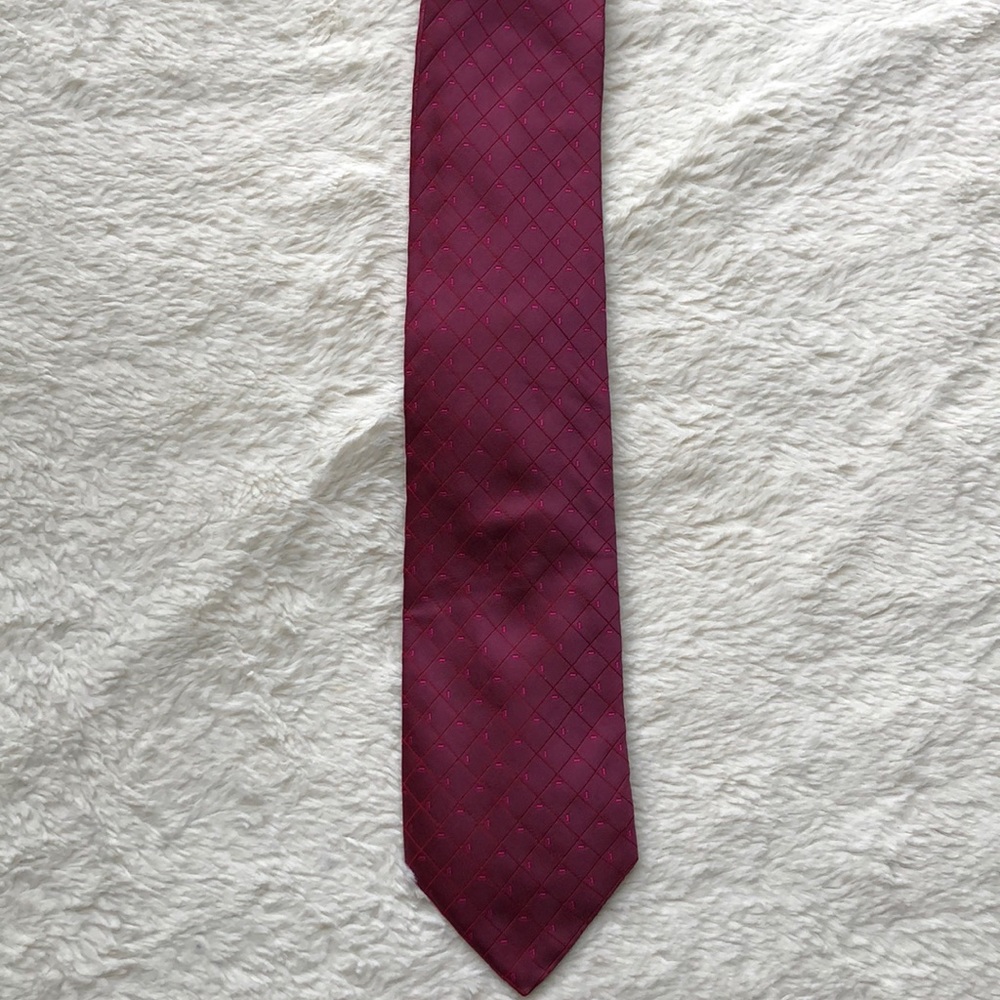 Escada Tie